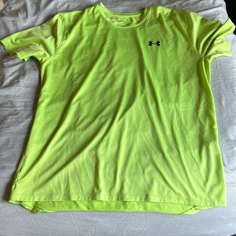 green under amour workout shirt
